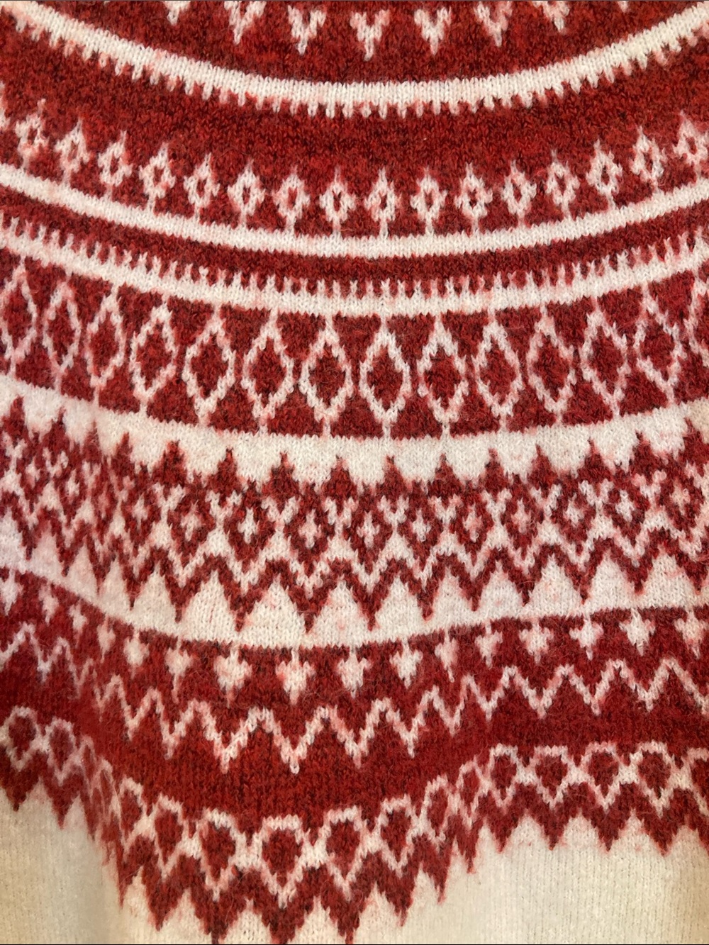 H&M Red and Cream Patterned Knit Sweater - Picture 4 of 10